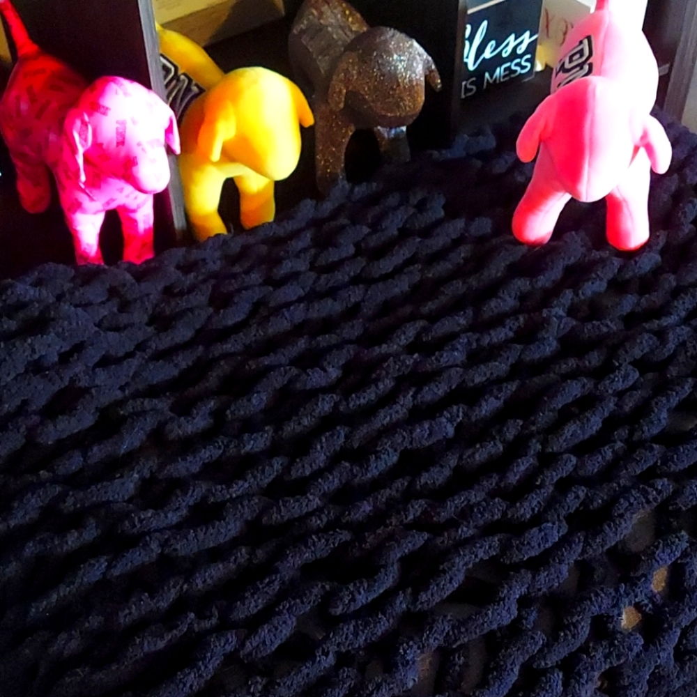 🖤Handmade Large Knit Throw🖤 - Picture 3 of 3